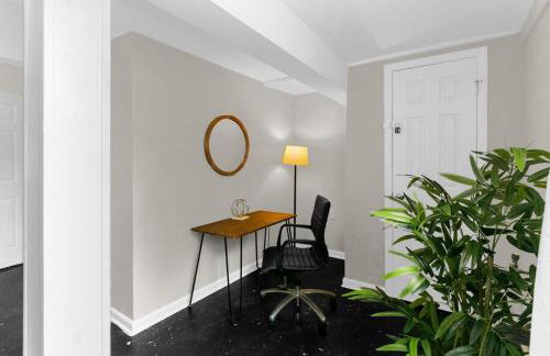 10 Mins to Downtown Modern in Magic City- Unit B - Foto 7