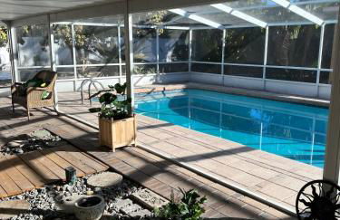 Modern house with pool near Downtown - Foto 24