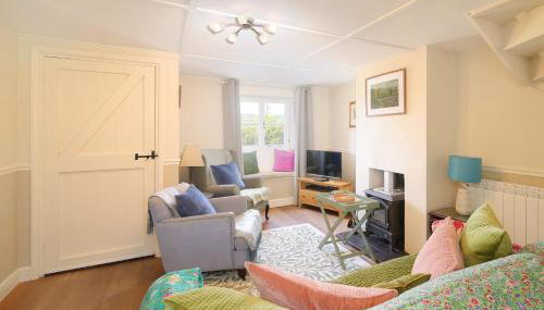 18th Century Thatched Cottage Parking & Garden - Foto 4