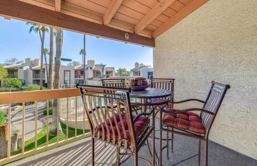 Steps to Pool and Hot Tubs! Snowbird Escape in Mesa - Foto 1