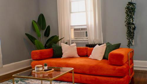 Uptown Funk Getaway with Parking & Walk To Stadiums, Nightlife - Foto 4