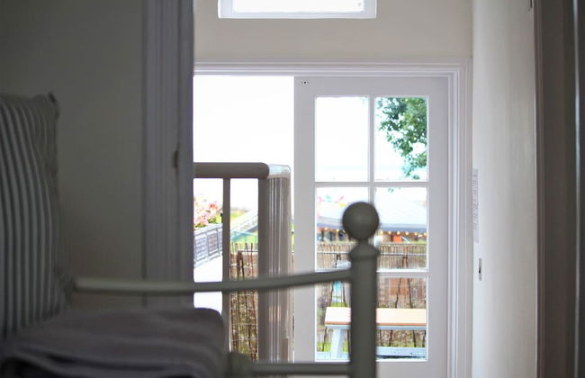 Warwick House - Photo 62