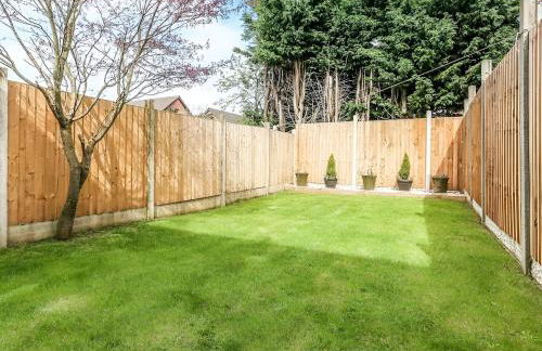 Cosy 2 Bed House near Birmingham Airport & NEC - Foto 26