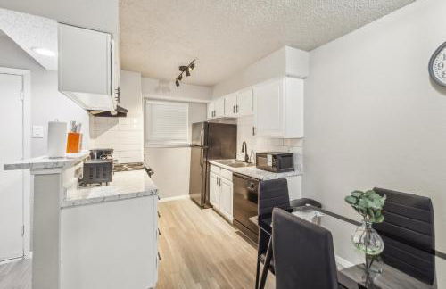 The Landry 277 Spacious and Cozy 2 Bedroom 1bth - Foto 23