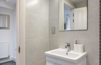 Stylish 2BR APT with Garden by St Pancras International - Foto 6