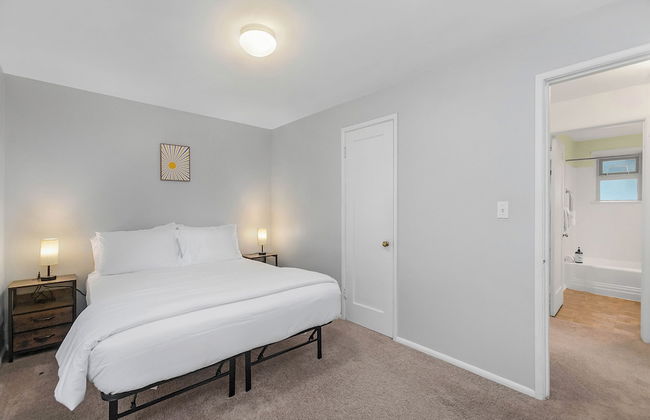 Greenwood's Lavender Haze - WalkScore 81 - Photo 6