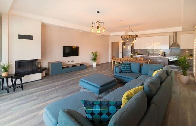 Valsu Homes Sea View Flat - Photo 5