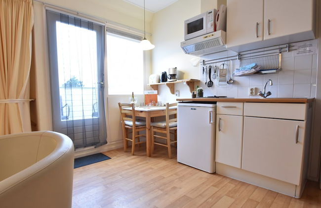 Unique Studio on Large Estate With sea View - Photo 12