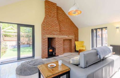 Romantic cottage for 2 with hot tub - Photo 9