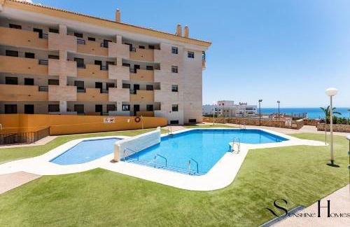 Elegant 2 Bed 2 Bath Apartment, Pool, Views, Parking - Foto 10