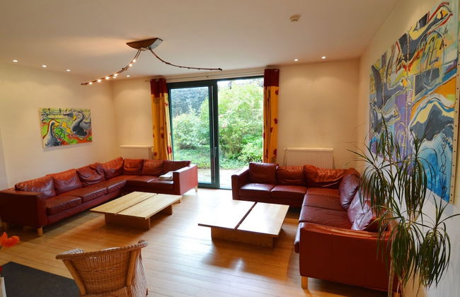 Scenic Villa Near Lake View - Photo 14