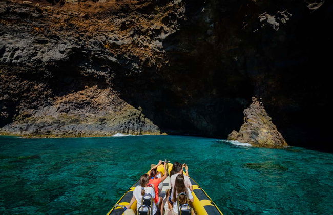 Paseo en barco por Punta de San Lorenzo - Foto 5