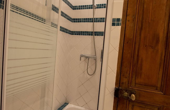 A L'OMBRE DU PALAIS - Photo 63