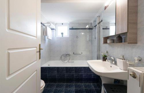 Mother's House - Photo 26