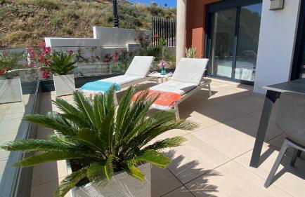 Blue Lady by the Sea - Photo 30