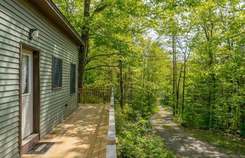 The Tipsy Moose, Ayuh Lakeside Lodge - Photo 6