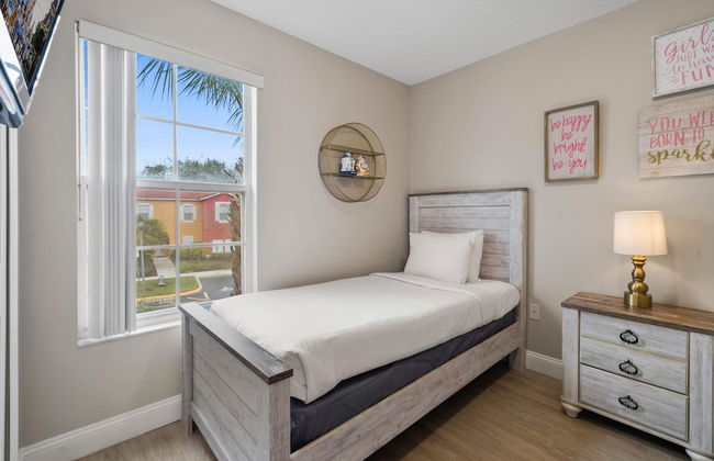 8416 Blue Lagoon Dr - Photo 22