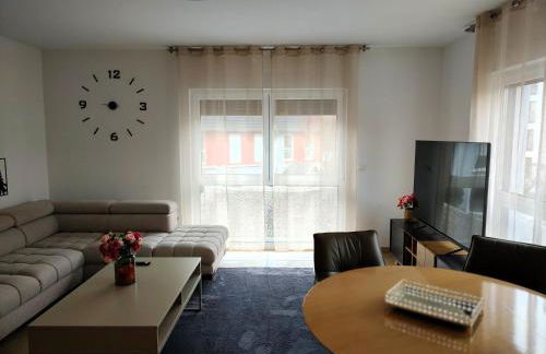 Hotel Valley of Business Frankfurt-Airport - BLACK LABEL APARTMENT - Foto 9