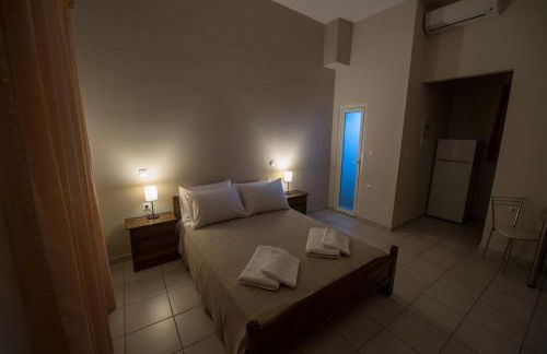 Nikolatos Apartments - Photo 4