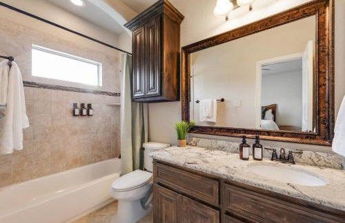 Iron & Ivy 5BR5BA Sleeps 12 - Foto 42