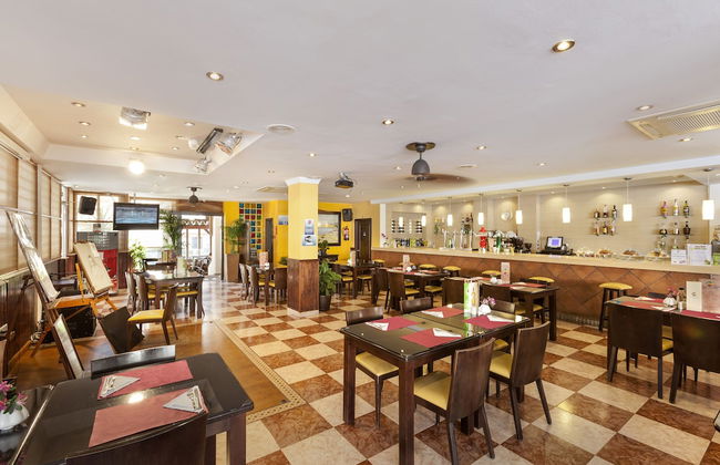 Crown Resorts Club Marbella - Photo 42