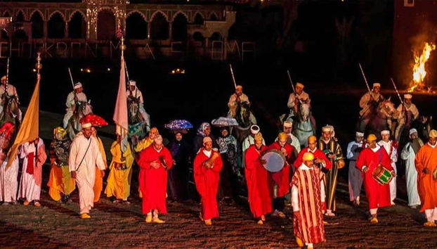 Dinner and Fantasy Show in Chez Ali