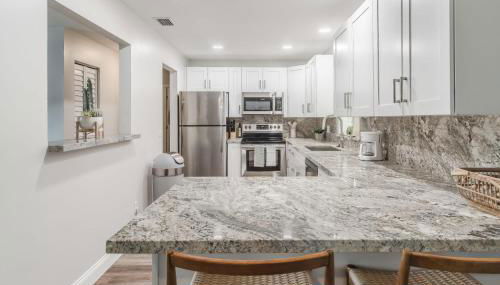 Boho retreat w pool & beach access - Foto 4