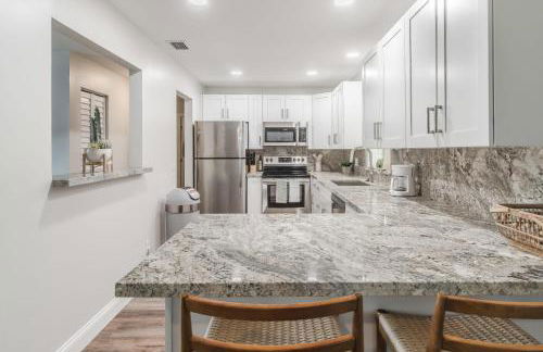 Boho retreat w pool & beach access - Foto 4