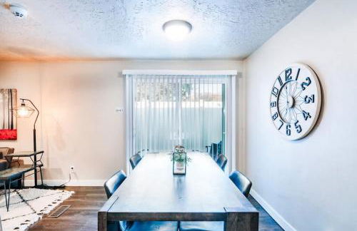 Unique DT UofU 2Bd and1Ba Duplex King Full Home - Foto 13