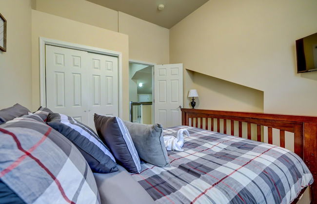 Pocono Retreat -1 Mile to Lake and Skiing - Foto 35