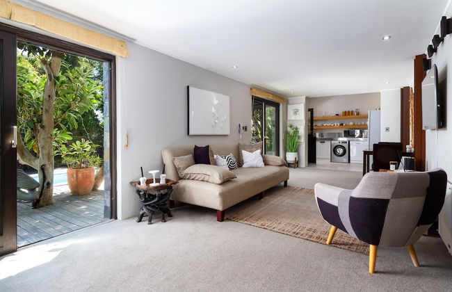 Lovely 1 Bedroom Apartment in Camps Bay - Foto 36