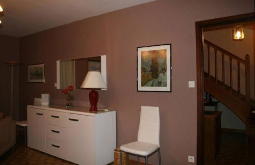 1 Bedroom House 20min walk to centre in Tournus - Foto 10