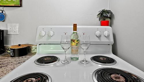 Lux Stay Minutes to Big House U of M Campus and UM Hospital Free Parking - Foto 2