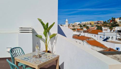 CASINHA DE FERRAGUDO - Terraço Privado, AC, WiFi, Centro 250m - Foto 3