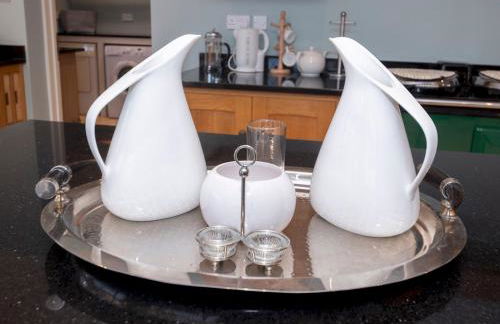 Luxurious Country House with Cinema Games Room - Pass the Keys - Photo 32