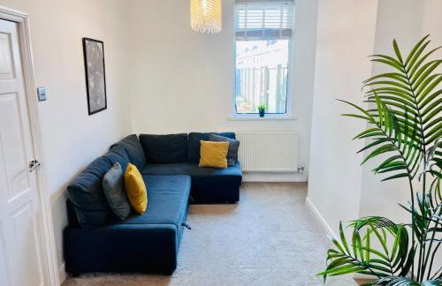 Charming End of Terrace Home with Garden - Foto 4