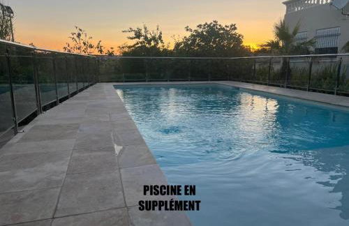 T2 Cosy Montpellier - Spa Privatif Jacuzzi Hammam Piscine Extérieure en Supplément - Photo 9