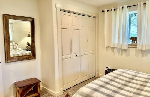 Bigfork Lake Getaway - Photo 15