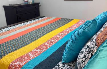 Comfy 2BR 1BA Apt - Foto 11