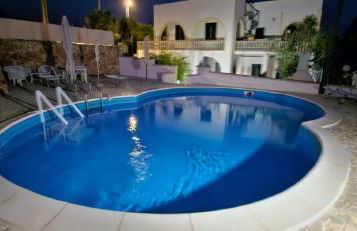 Salentiggiano Villa Ulivi Vacanze Con Piscina 8/16 PL - Foto 2