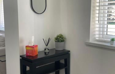 The Old Stable, Rustic Charm Modern Comforts - Foto 22