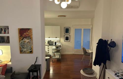 Stylish & Cozy 1BR Steps from Royal Palace | By Airnest - Photo 8