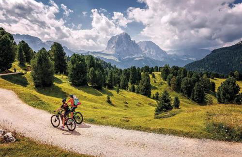 Modern Farmhouse in Pagnano Italy Near Forest - Foto 44