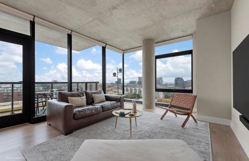 Sage Modern Apartments Near Union Park in West Loop - Photo 28