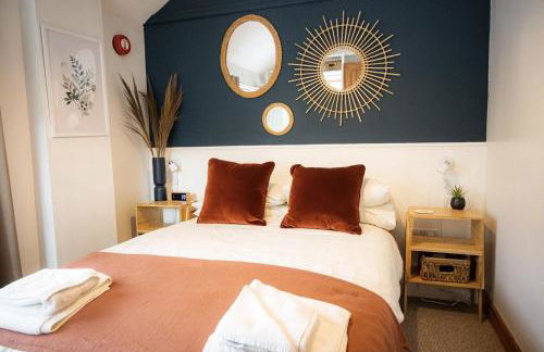 The Old Mill Holiday Cottages, Nr Mold - Foto 40