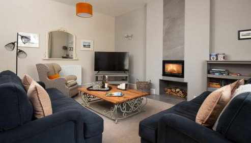 Cambridge House - Photo 3