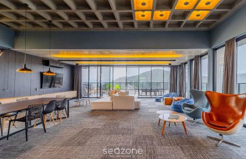 RUP - Equipped Studios in Building with Pool - Photo 17