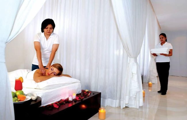 Ista Suites Seef - Photo 16