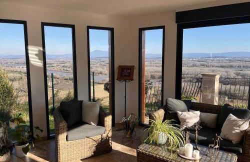 VILLA au calme avec VUE MAGNIFIQUE -entièrement climatisée - piscine - Photo 14