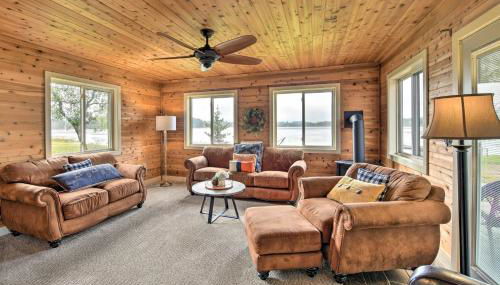 Lakefront Solon Springs Cabin with Private Dock! - Foto 4